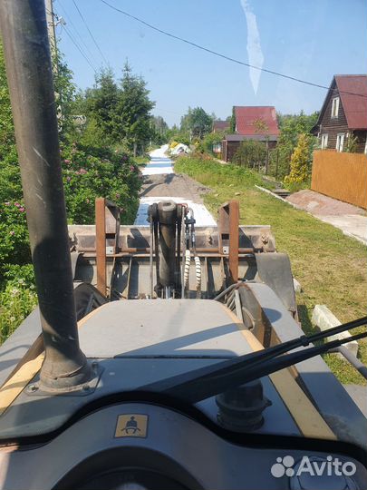 Аренда эксковатора-погрузчика