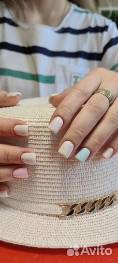 Маникюр педикюр