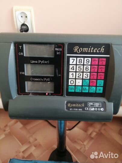 Весы напольные электронные до 300 кг б/у