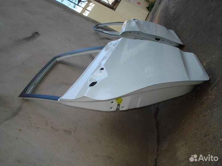 Дверь задняя правая Hyundai Solaris хэтчбек