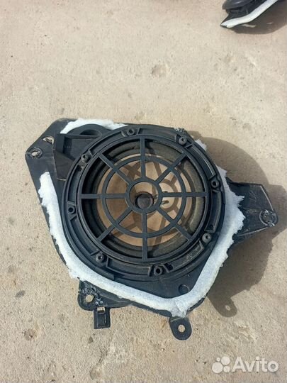 Динамик передний правый Peugeot 206