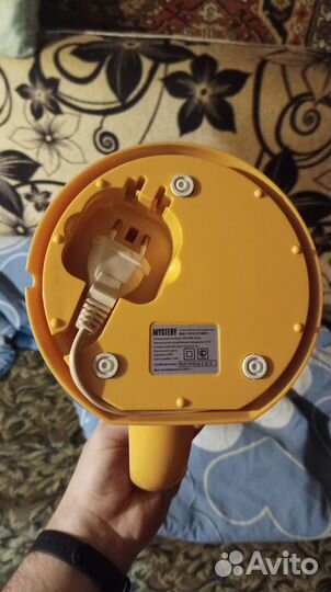 Соковыжималка для цитрусовых Mystery MJE-1910