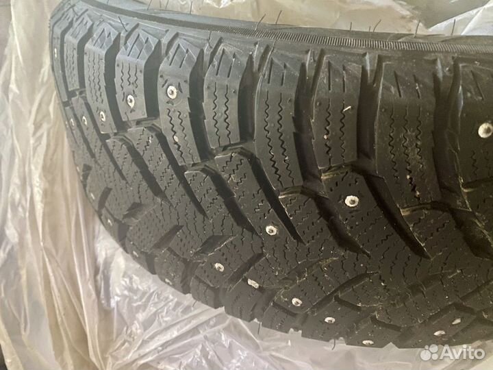 Toyo Observe Ice-Freezer 205/55 R16 87