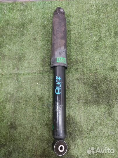 Стойка амортизатора задняя Opel Antara 2014