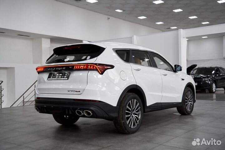 Jetour X70 Plus 1.6 AMT, 2023