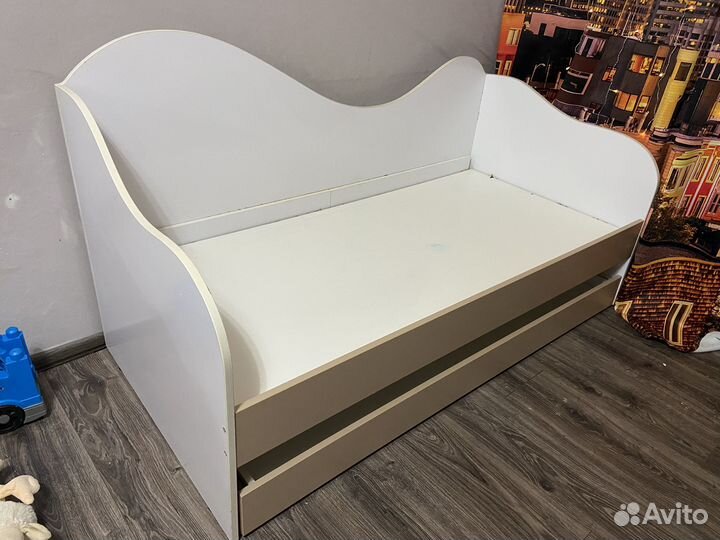Кровать выдвижная