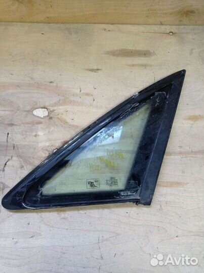 Задняя форточка Audi A4 B8