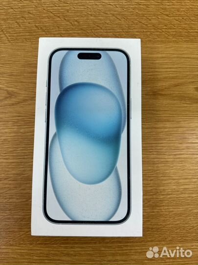iPhone 15, 256 ГБ