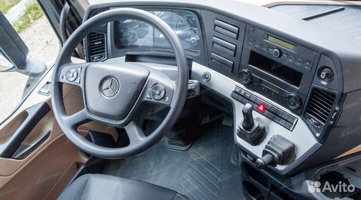 Mercedes-Benz Actros, 2023