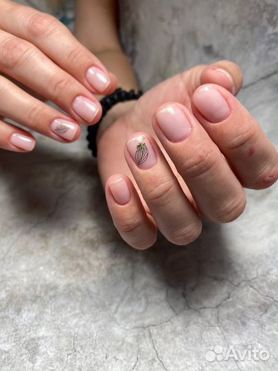 Маникюр с покрытием гель-лак