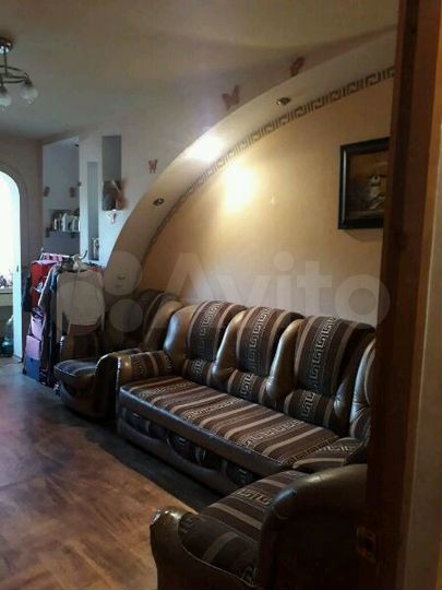 3-к. квартира, 72 м², 1/10 эт.