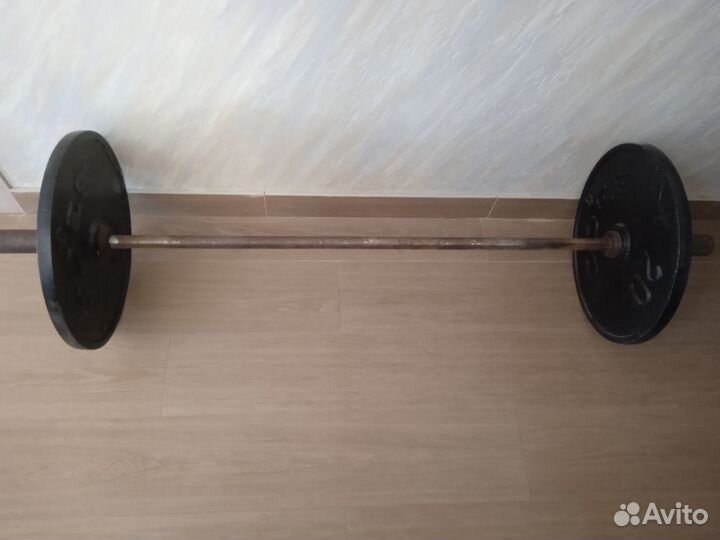 Скамья для жима и штанга