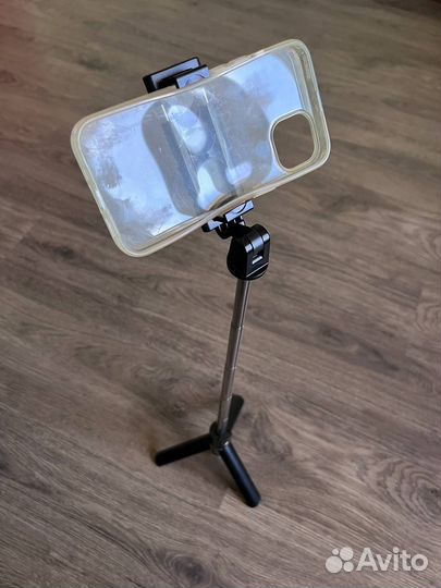 Палка для селфи + штатив с bluetooth пультом