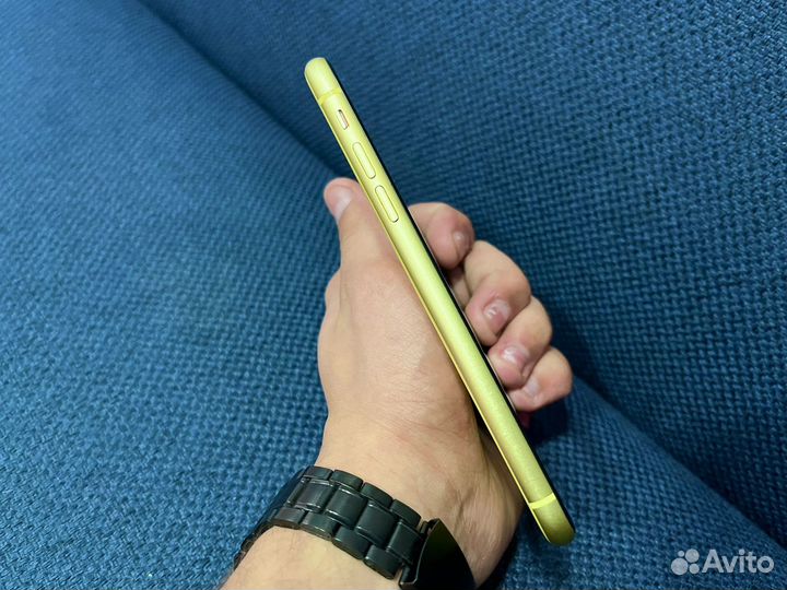 iPhone Xr, 64 ГБ