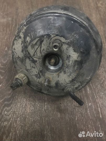 Вакуумный усилитель тормозов Mitsubishi Galant E52