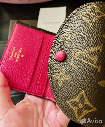 Кошелек Louis Vuitton оригинал. исполнение
