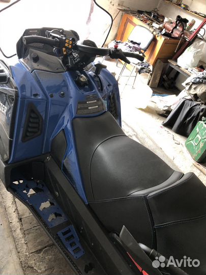 Снегоход Frontier 1000