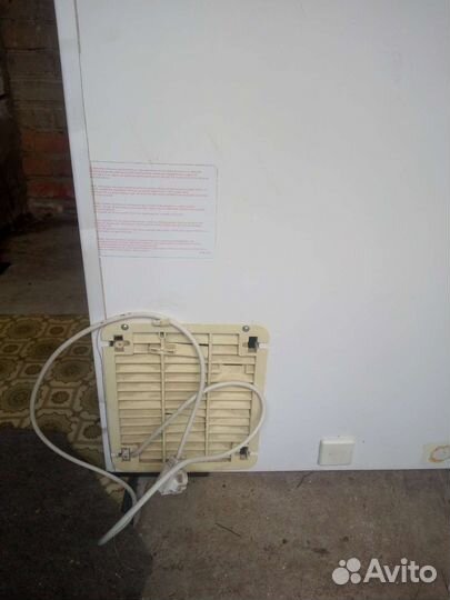 Морозильный ларь с глухой крышкой бу