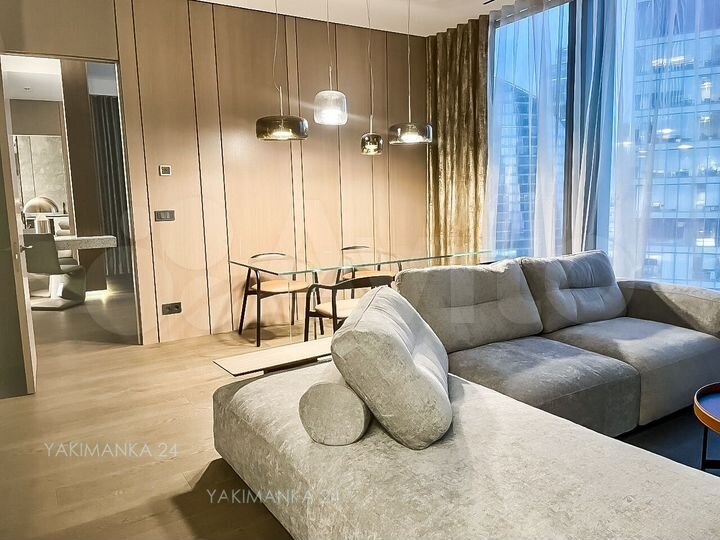 2-к. апартаменты, 82 м², 45/68 эт.