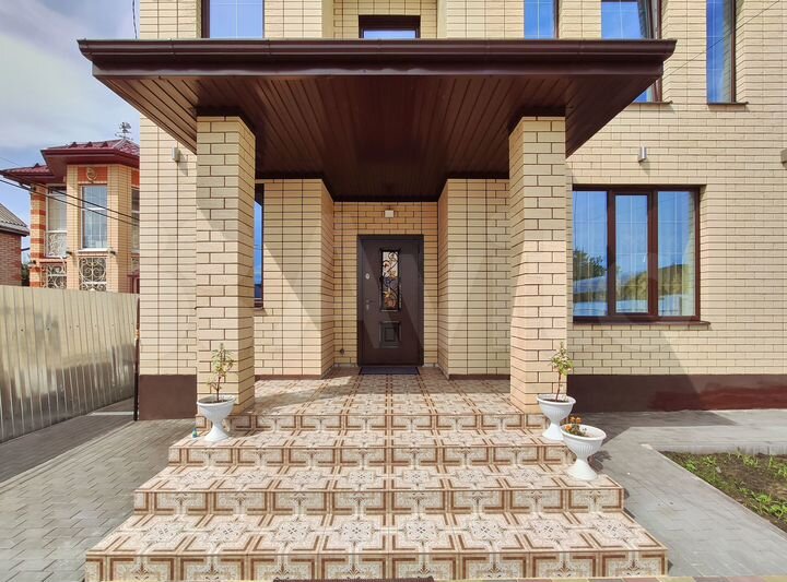 Коттедж 165 м² на участке 5 сот.