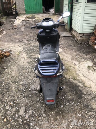 Скутер 150 кубов