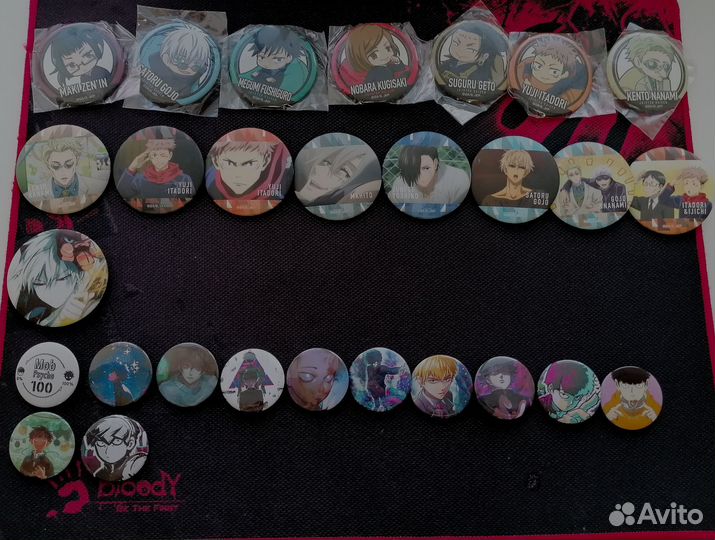 Значки с аниме