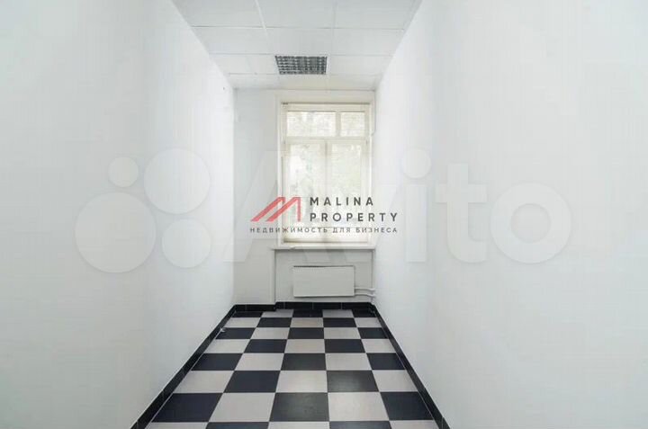 Продам торговое помещение, 235 м²