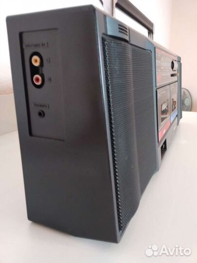 Магнитола Hitachi TRK-WP7E