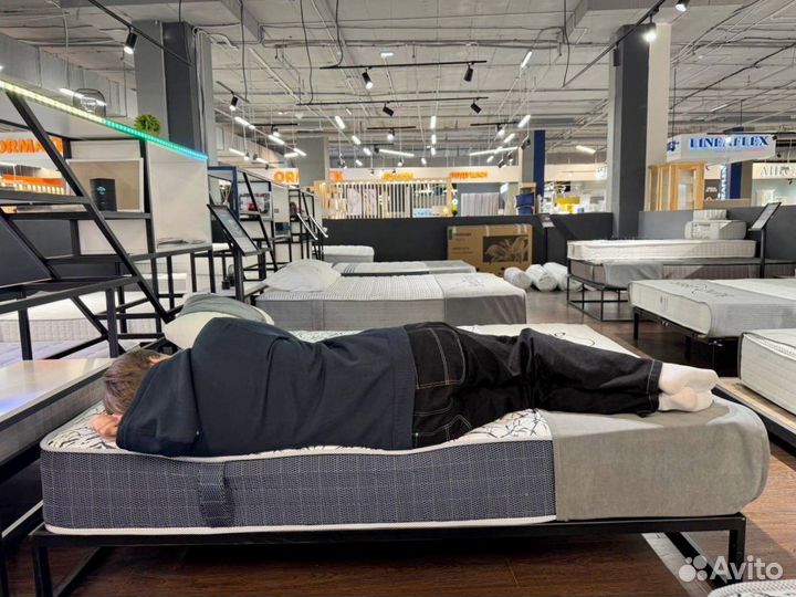 Матрас 140х200 Новый