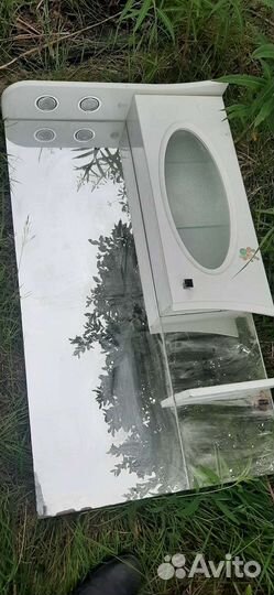 Полка для ванной с зеркалом