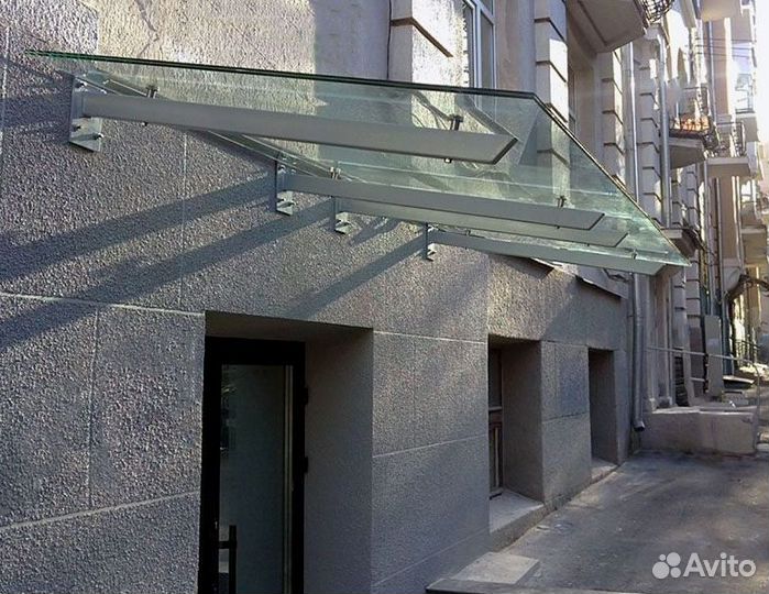 Стеклянный навес