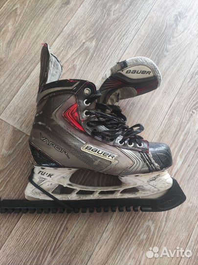 Хоккейные коньки bauer vapor x90