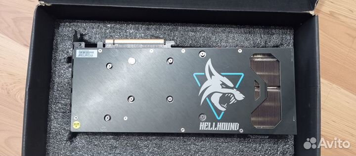 PowerColor AMD Radeon RX 6700 XT Hellhound