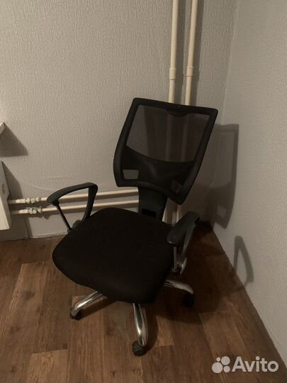 Компьютерное кресло