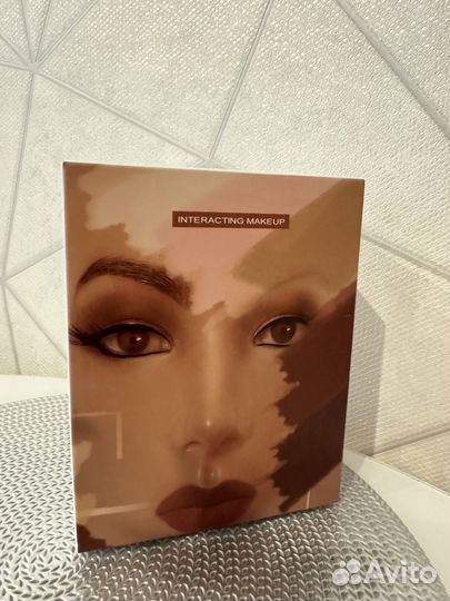 Манекен для макияжа/наращивания ресниц