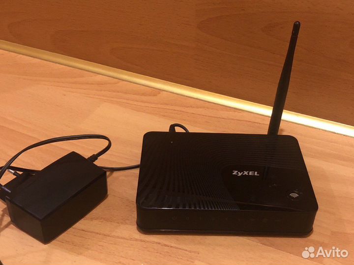 Модем zyhel Kenetic 4G II