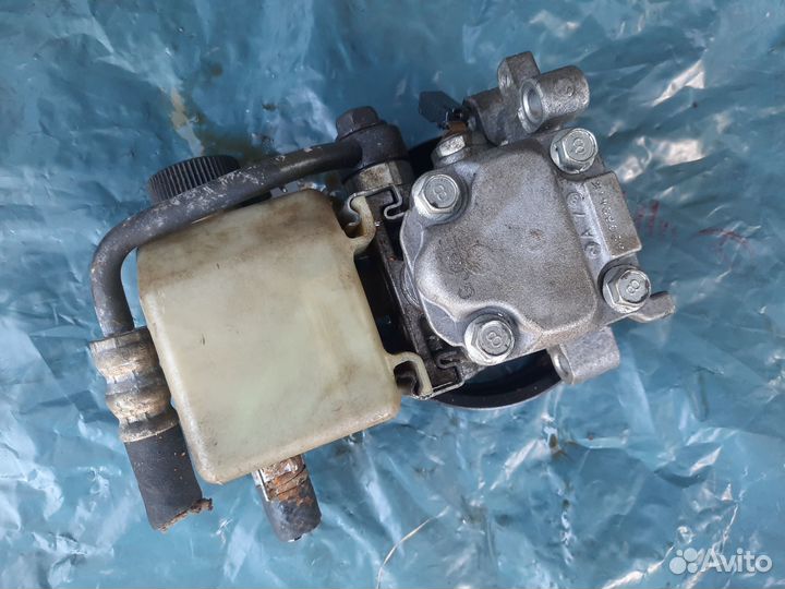 Гидроусилитель руля гур Mazda 6 GG 2006 2,0 LF