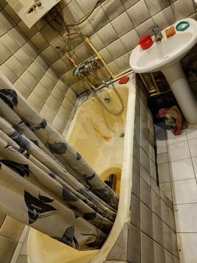 Комната 16 м² в 2-к., 1/4 эт.