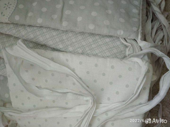 Бортики в кроватку