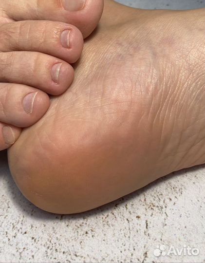 Маникюр, педикюр