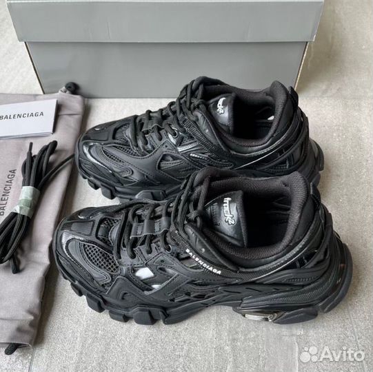 Кроссовки Balenciaga Track 2