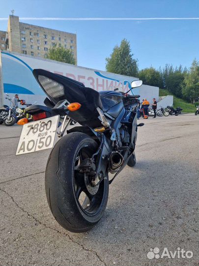 Мотоцикл yamaha r6 2011