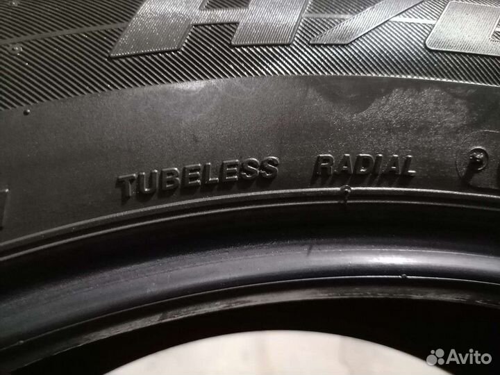 Bridgestone Dueler H/L 235/55 R20