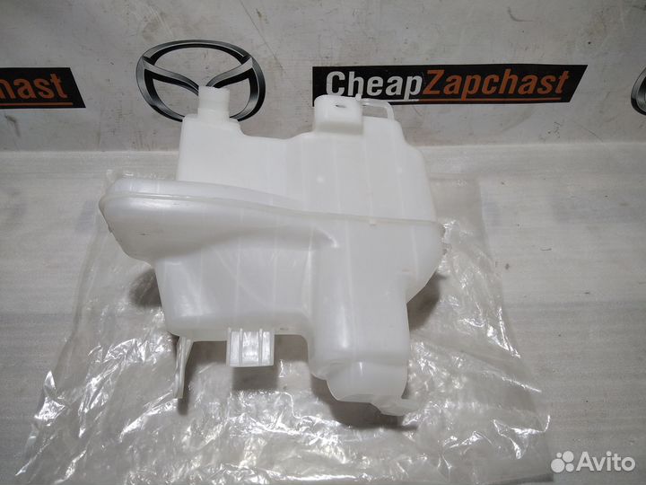 Бачок омывателя Мазда 6 GJ, Мазда 3 BM