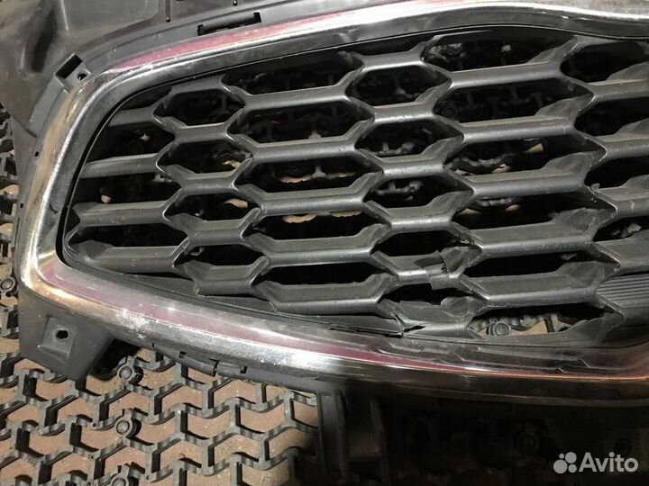 Решетка радиатора Kia Ceed