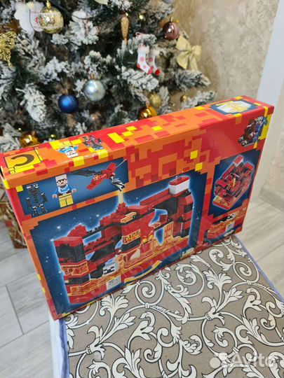 Лего майнкрафт Крепость 4 набора 923 детали