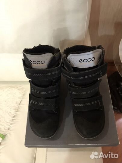 Ботинки зимние Ecco р. 28