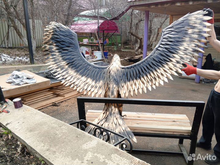 Орёл из металла