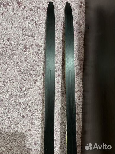 Беговые лыжи, палки, ботинки