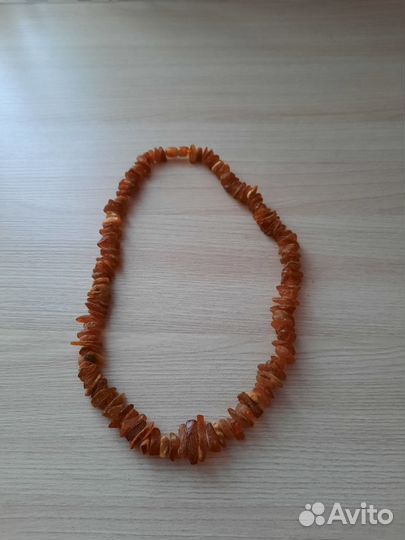 Янтарные бусы